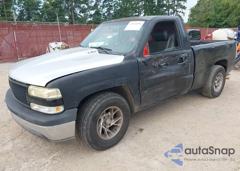 2000 Chevrolet Silverado 1500 from USA, damaged, VIN 1GCEC14W1YZ258214